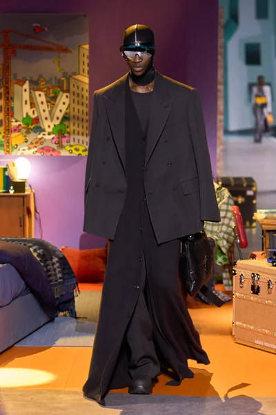 Look 43
